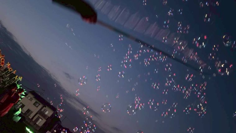 夜空いっぱいのシャボン玉